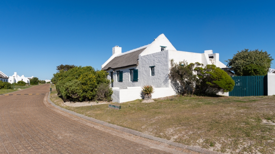 5 Bedroom Property for Sale in Struisbaai Western Cape